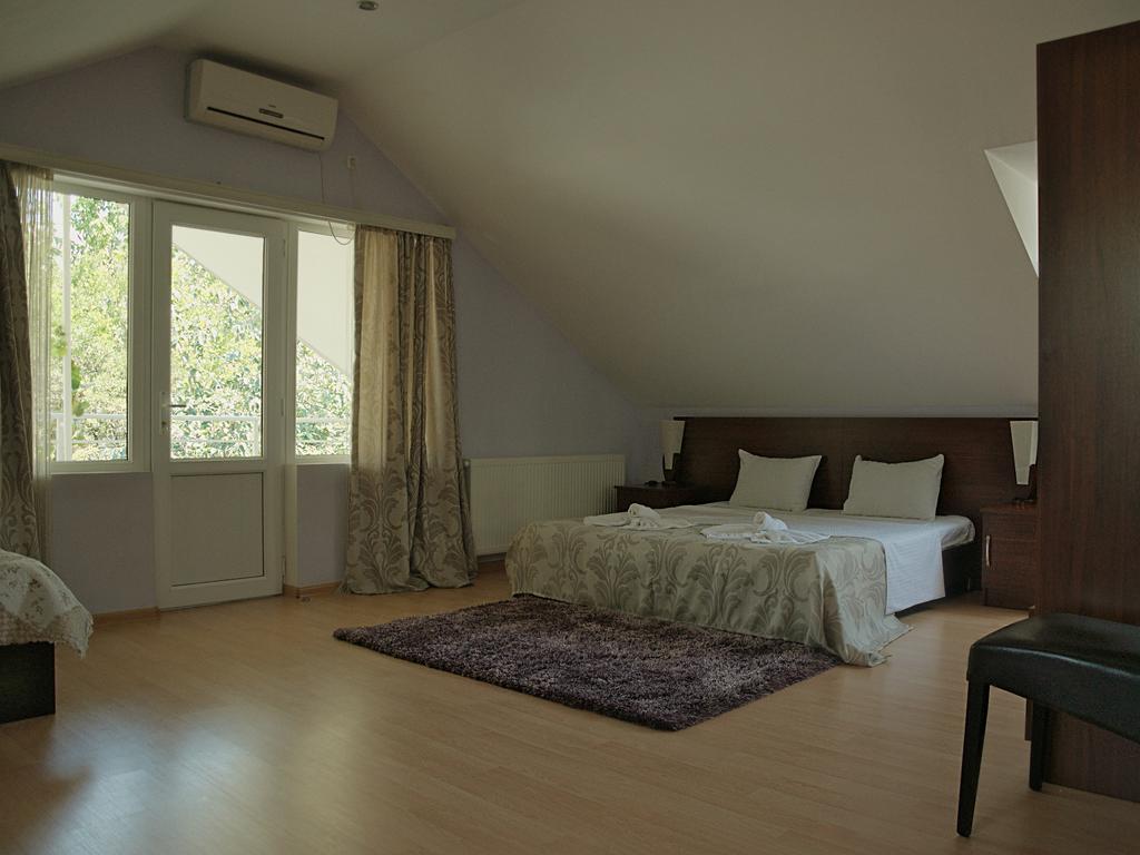 Hotel Tbilisi Garden Room photo