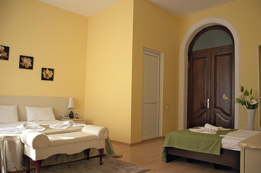 Hotel Tbilisi Garden Room photo