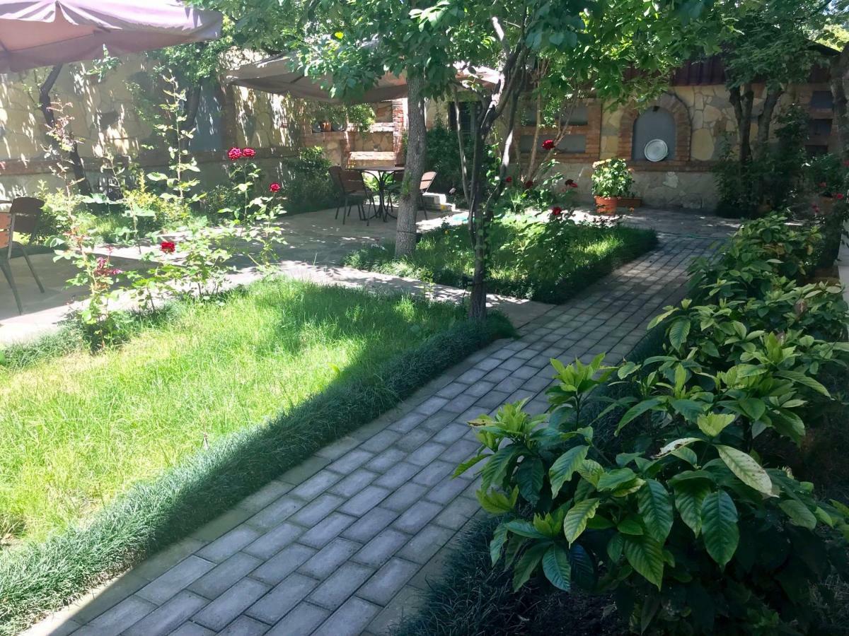 Hotel Tbilisi Garden Exterior photo